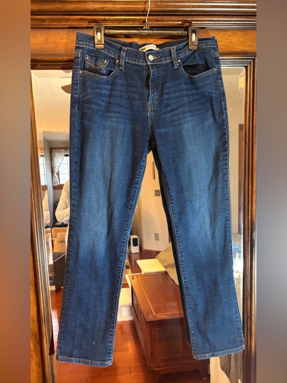 Levi’s Dark Blue Women's Straight-Leg Jeans Size 12